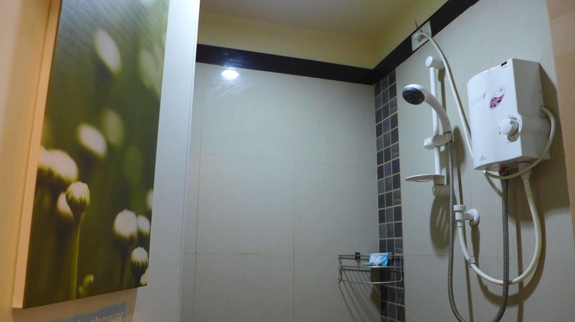Rozen Suites Paradise General Santos City Exteriör bild